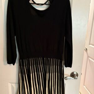 Black Fit and Flare Long Sleeve Dress with Scoop Neck for Work